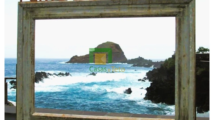 Terreno para Venda em Porto Moniz