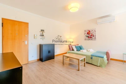 Apartamento T1 para Venda em Albufeira e Olhos de Água
