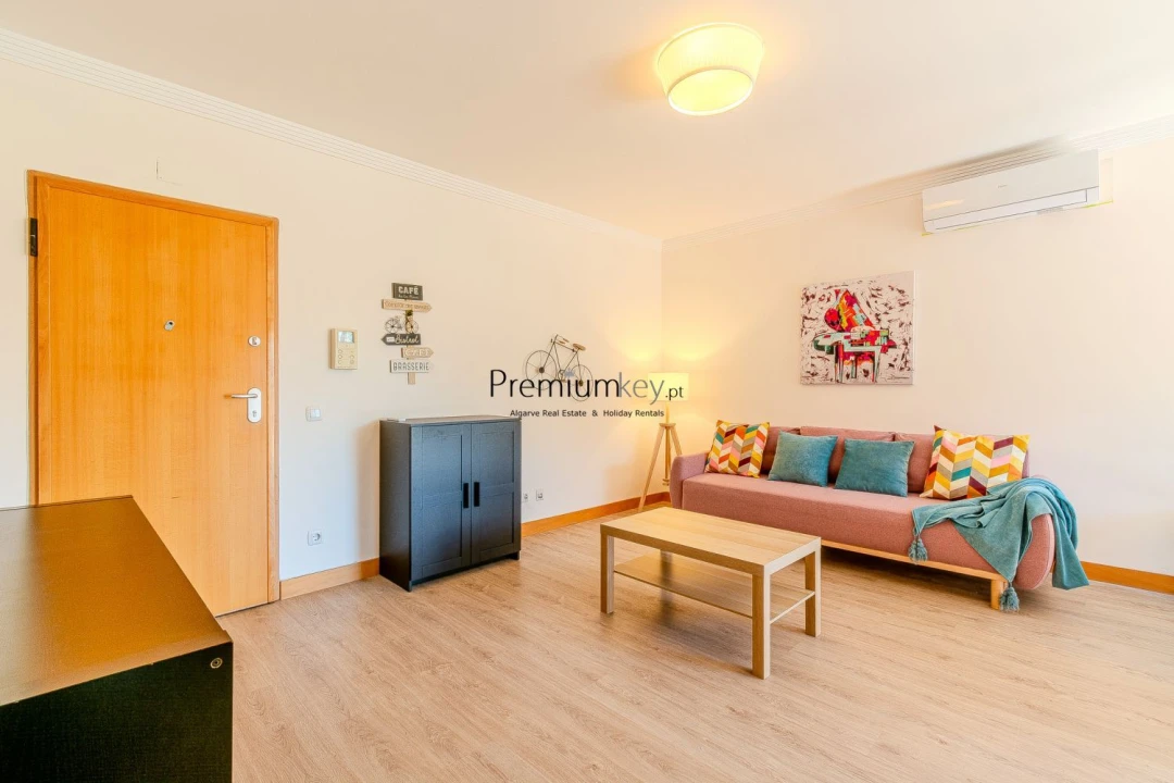 Apartamento T1 para Venda em Albufeira e Olhos de Água Foto 11