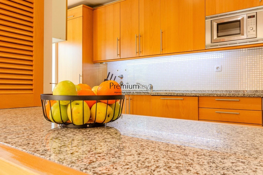 Apartamento T1 para Venda em Albufeira e Olhos de Água Foto 23