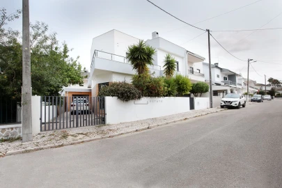 Moradia T4 para Venda em Amora