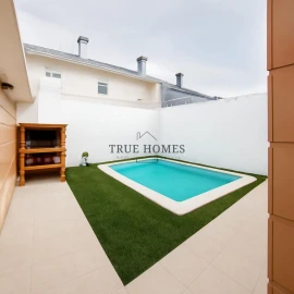 Moradia T4 para Venda em Amora