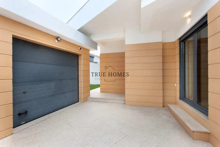 Moradia T4 para Venda em Amora Foto 14