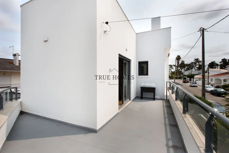 Moradia T4 para Venda em Amora Foto 27