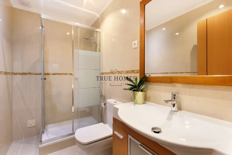 Moradia T4 para Venda em Amora Foto 18