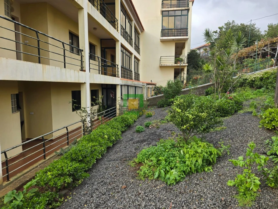 Apartamento T2 para Venda em Santa Cruz Foto 2