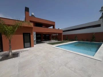 Moradia T5 para Venda em Azeitão (São Lourenço e São Simão)