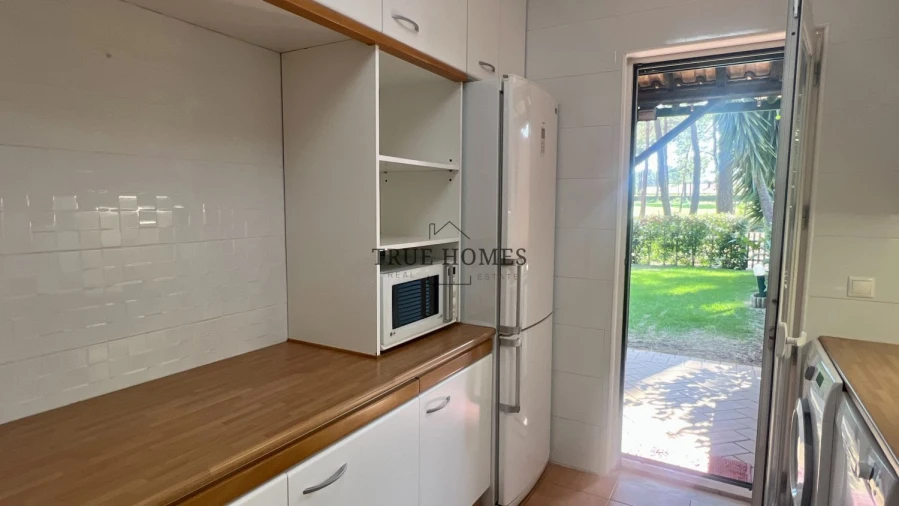 Apartamento T3 para Venda em Charneca de Caparica e Sobreda Foto 13