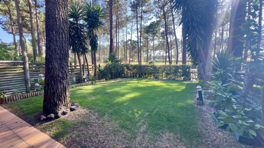 Apartamento T3 para Venda em Charneca de Caparica e Sobreda Foto 9