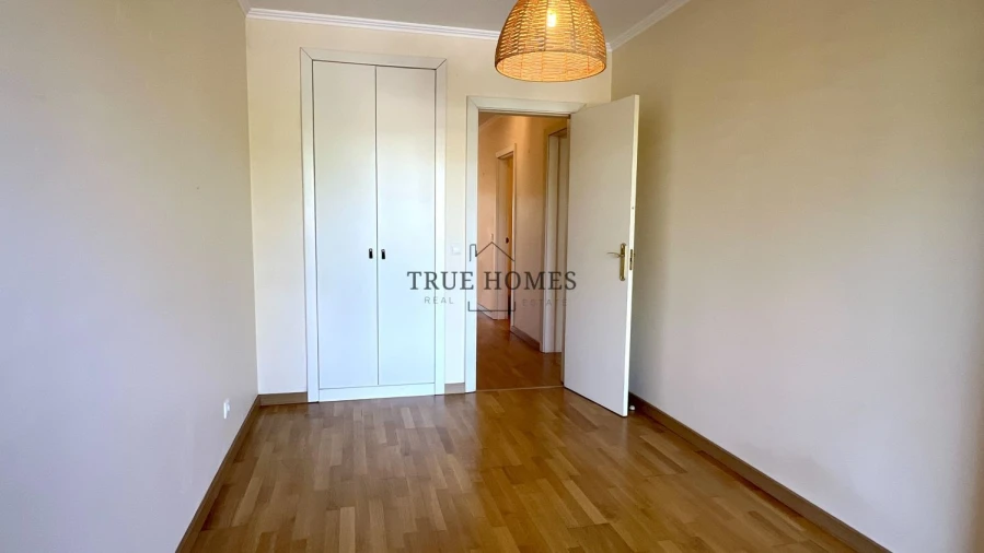 Apartamento T3 para Venda em Charneca de Caparica e Sobreda Foto 19