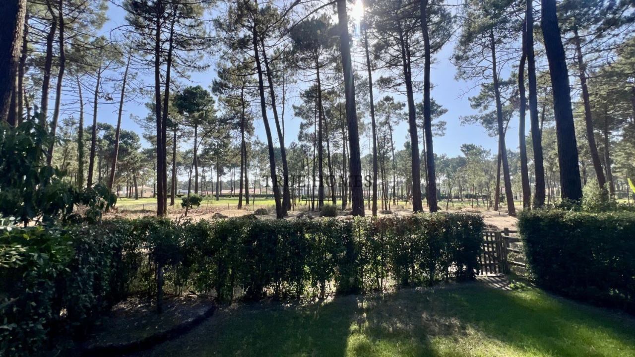 Apartamento T3 para Venda em Charneca de Caparica e Sobreda Foto 11