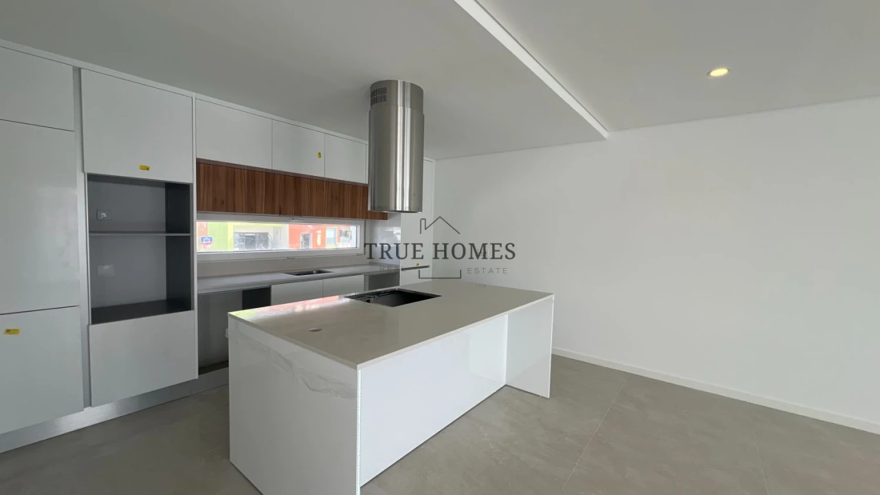 Moradia T3 para Venda em Charneca de Caparica e Sobreda Foto 21