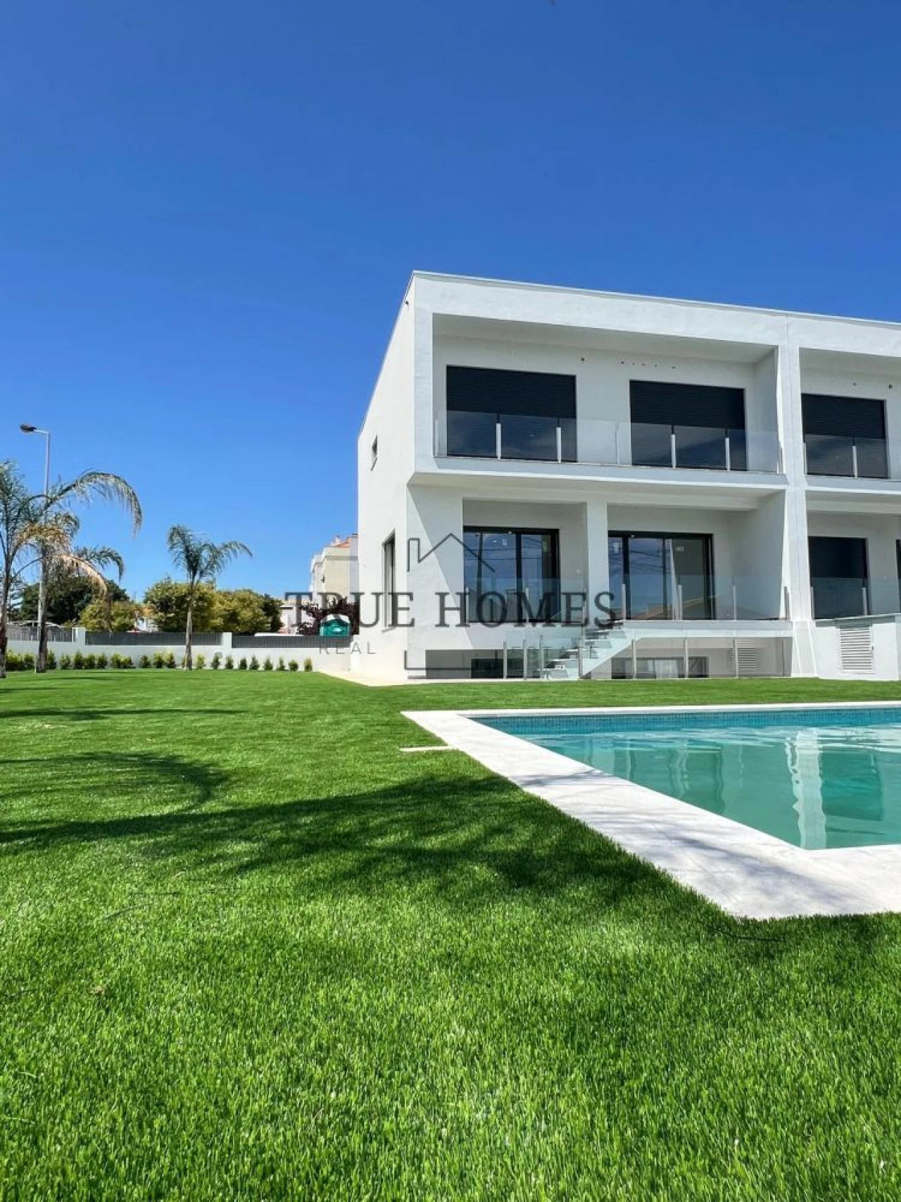 Moradia T3 para Venda em Charneca de Caparica e Sobreda Foto 2