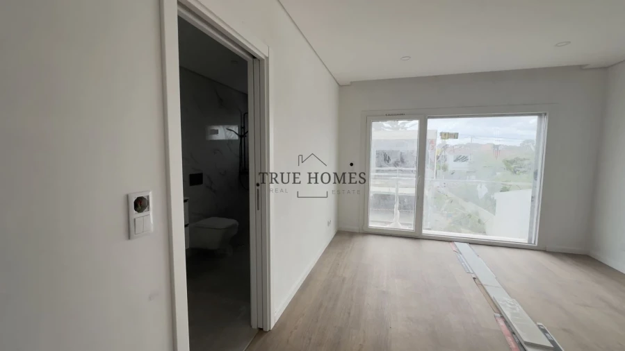 Moradia T3 para Venda em Charneca de Caparica e Sobreda Foto 19