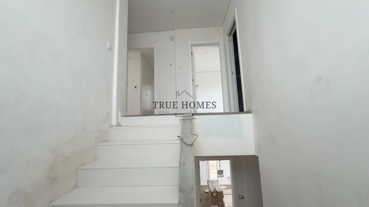 Moradia T3 para Venda em Charneca de Caparica e Sobreda Foto 11