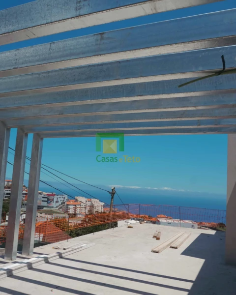 Moradia T3 para Venda em São Gonçalo