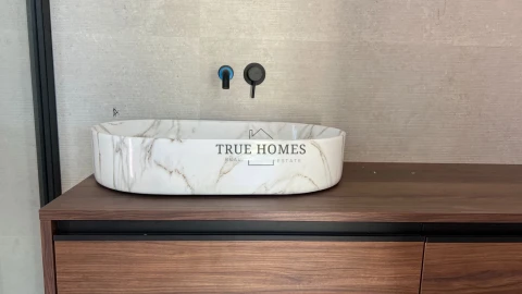 Moradia T4 para Venda em Charneca de Caparica e Sobreda