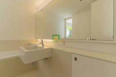 Moradia T3 para Venda em São Martinho