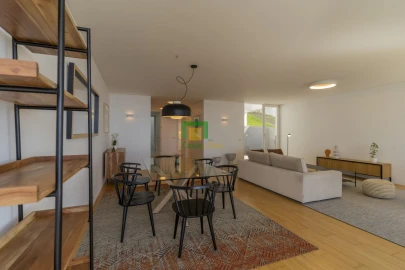 Moradia T3 para Venda em São Martinho