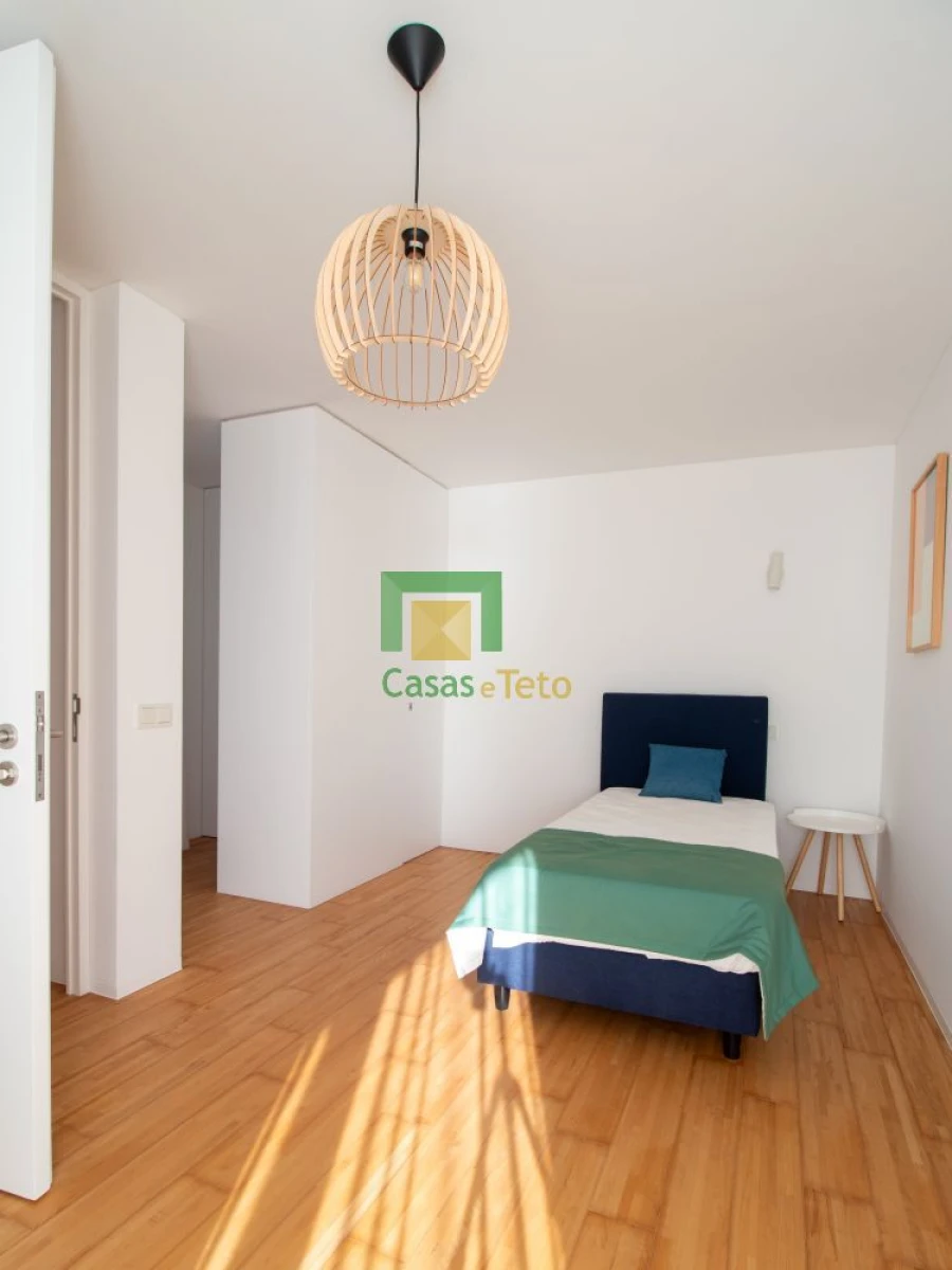 Moradia T3 para Venda em São Martinho Foto 18