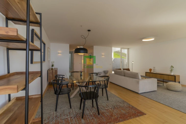 Moradia T3 para Venda em São Martinho Foto 10