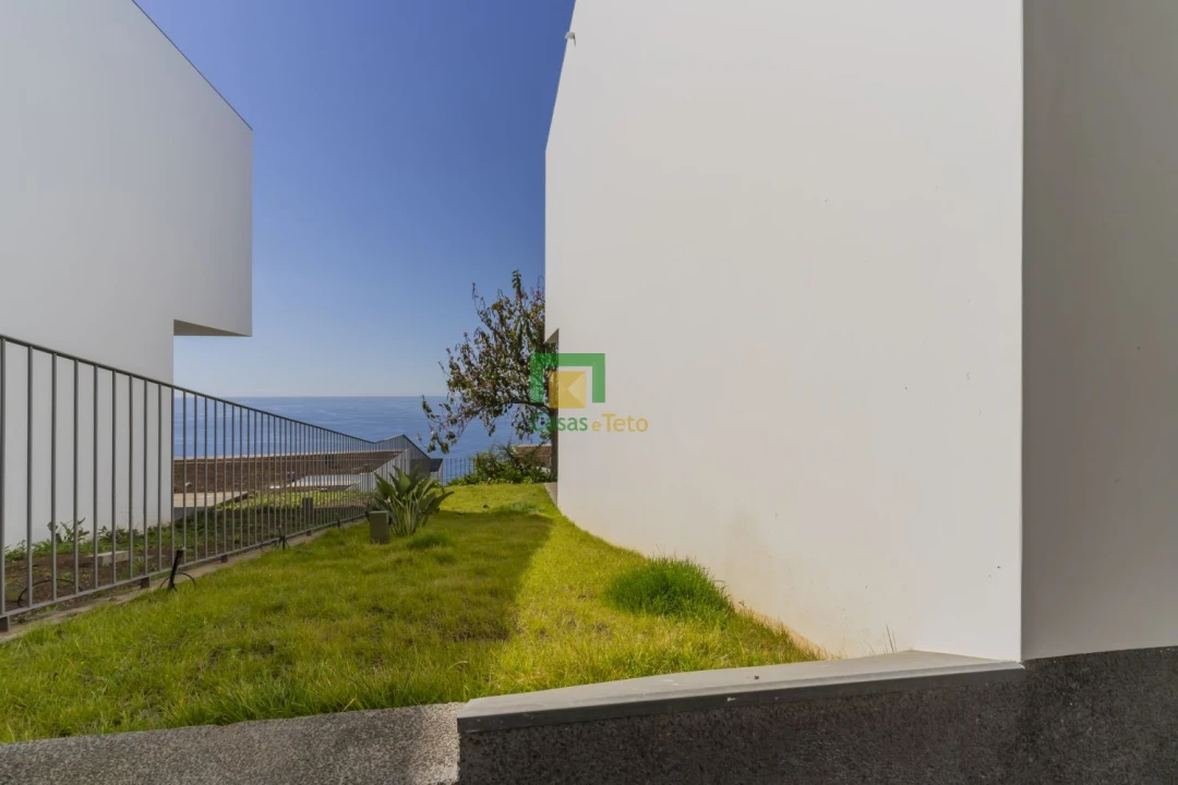 Moradia T3 para Venda em São Martinho Foto 27