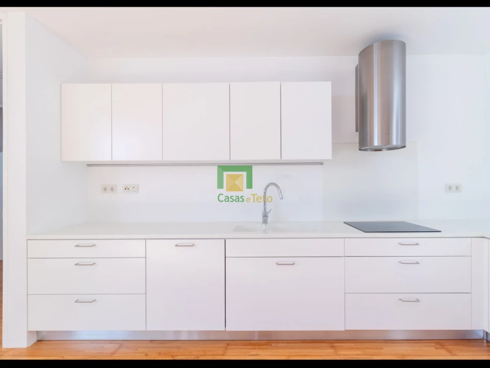 Moradia T3 para Venda em São Martinho Foto 13