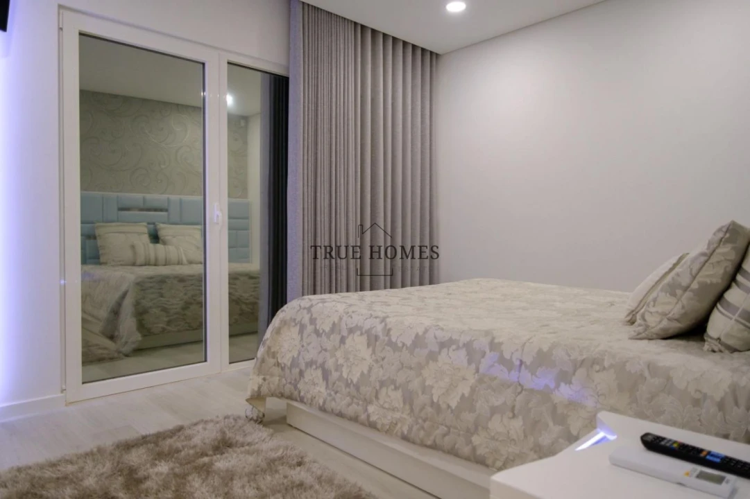 Moradia T4 para Venda em Charneca de Caparica e Sobreda Foto 20