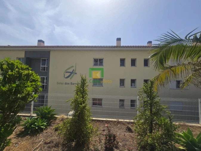 Apartamento T2 para Venda em Caniço Foto 6
