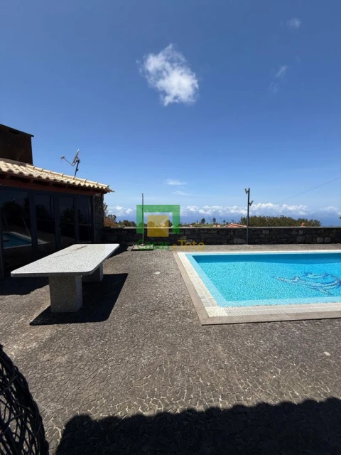 Moradia T3 para Venda em Achadas da Cruz