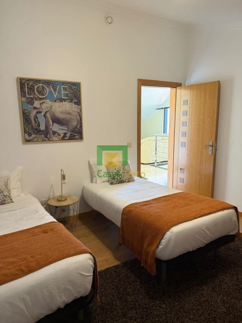 Moradia T3 para Venda em Achadas da Cruz