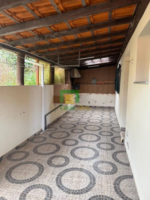 Moradia T3 para Venda em São Gonçalo