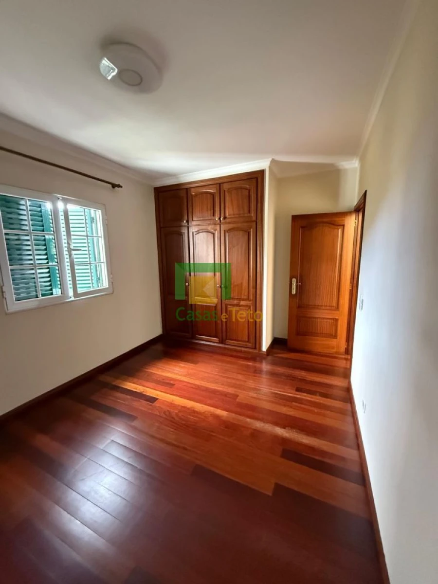 Moradia T3 para Venda em São Gonçalo Foto 12