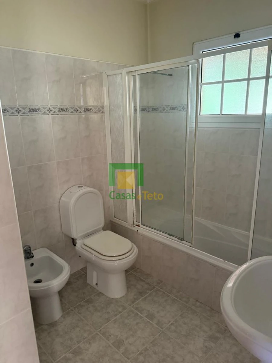 Moradia T3 para Venda em São Gonçalo Foto 19