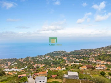 Terreno para Venda em Canhas