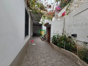 Moradia T4 para Venda em Funchal (Santa Maria Maior)