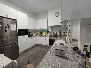 Moradia T4 para Venda em Funchal (Santa Maria Maior)
