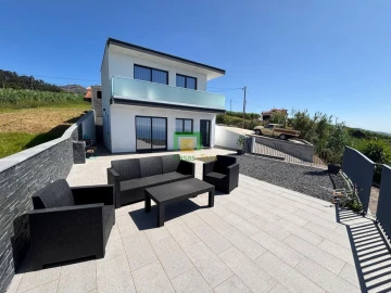 Moradia T2 para Venda em Ponta do Sol