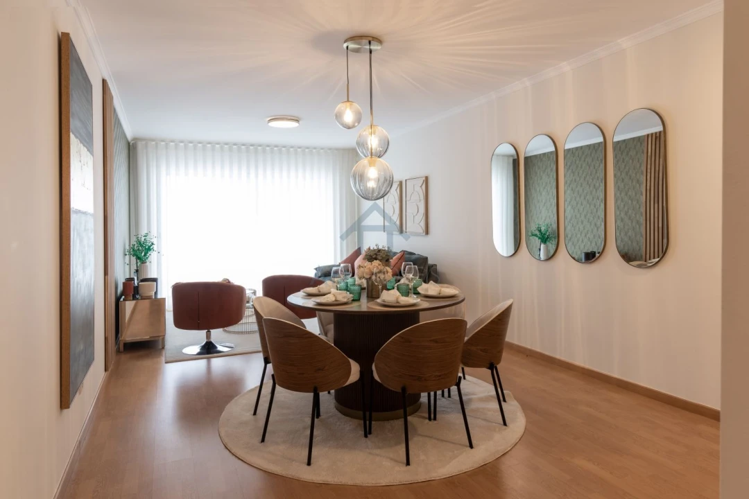 Apartamento T2 para Venda em Caniço Foto 7