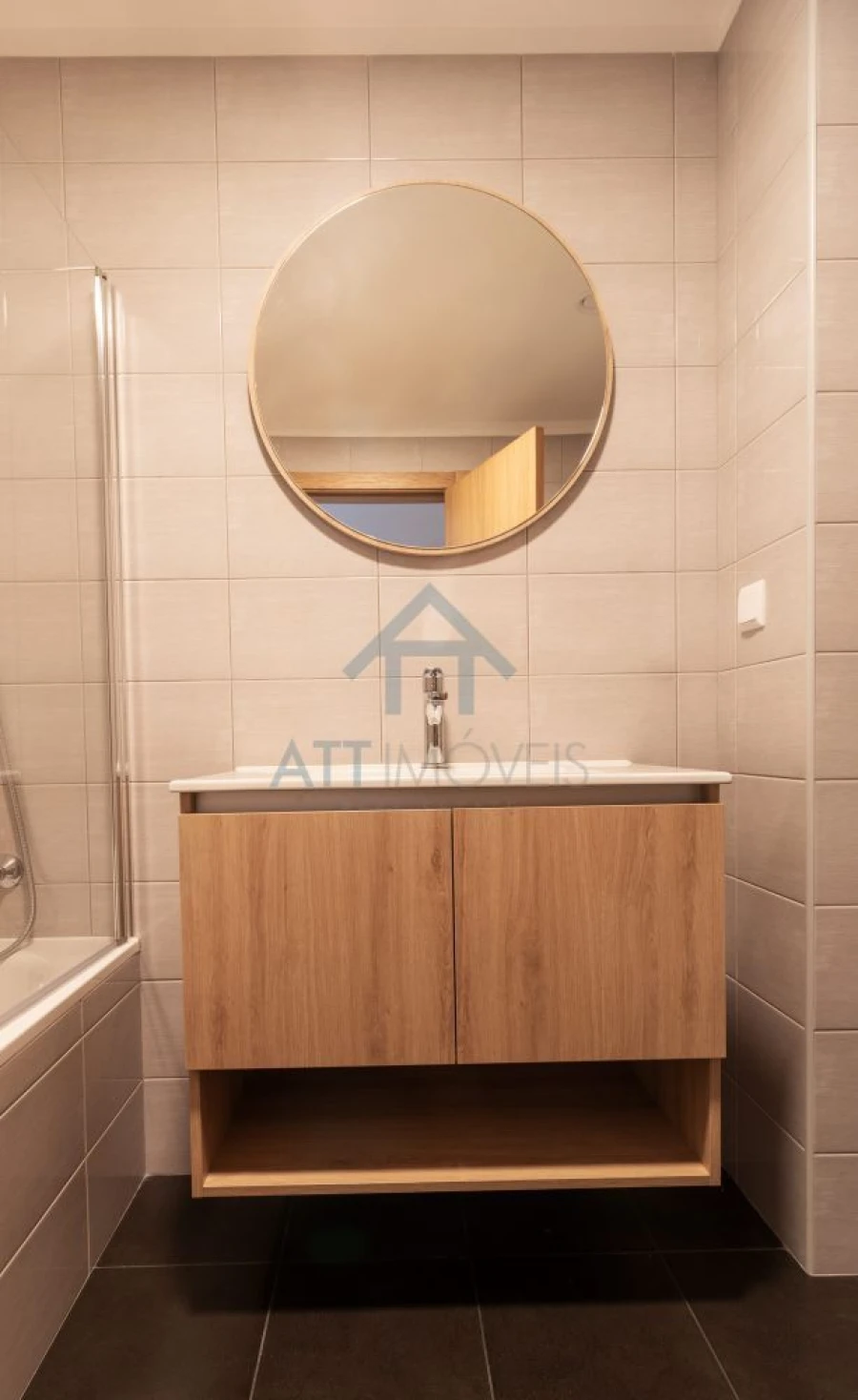 Apartamento T2 para Venda em Caniço Foto 5