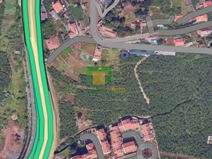 Terreno para Venda em Camara de Lobos Foto 4