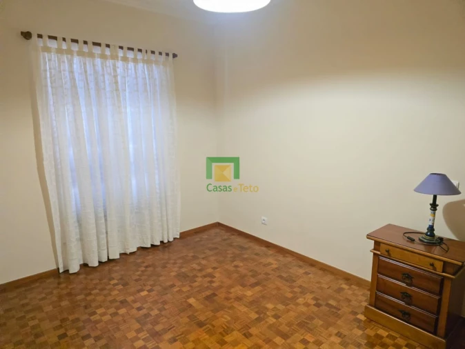 Apartamento T3 para Venda em Ribeira Brava Foto 8