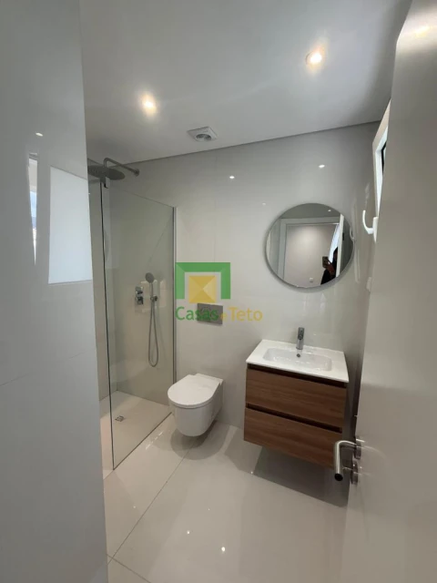 Moradia T3 para Venda em Funchal (Santa Maria Maior)