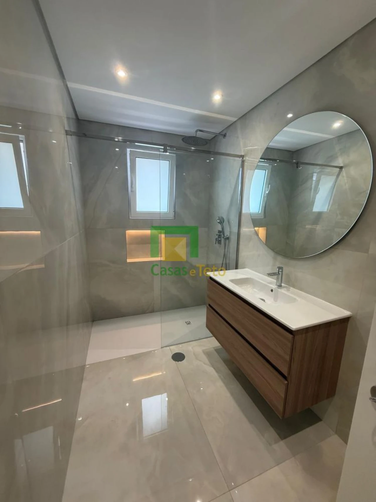 Moradia T3 para Venda em Funchal (Santa Maria Maior) Foto 18