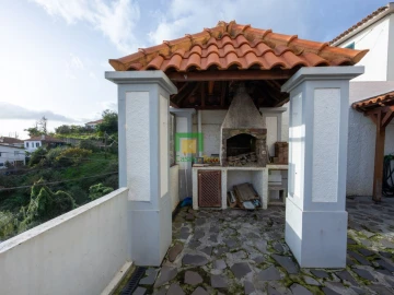 Moradia T3 para Venda em Monte