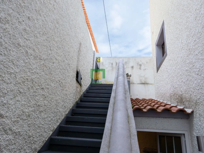 Moradia T3 para Venda em Monte Foto 33