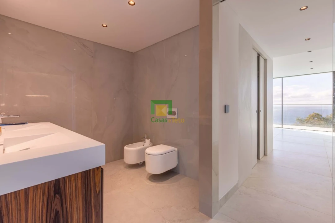 Moradia T2 para Venda em Funchal (Santa Maria Maior) Foto 26