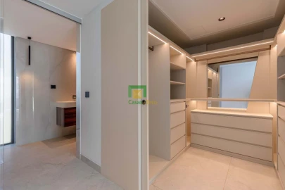 Moradia T2 para Venda em Funchal (Santa Maria Maior)