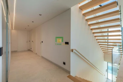 Moradia T2 para Venda em Funchal (Santa Maria Maior)