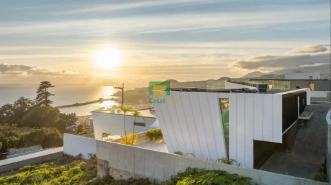 Moradia T2 para Venda em Funchal (Santa Maria Maior)